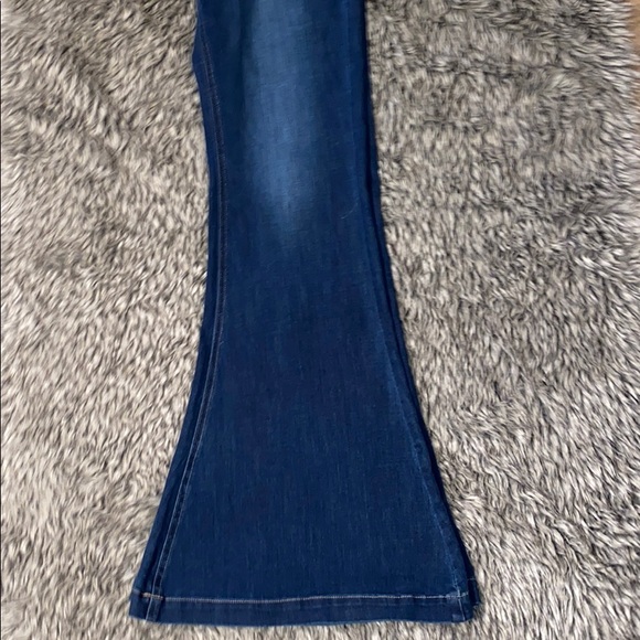 Women’s KanCan bell bottom jeans NWT - Picture 5 of 5